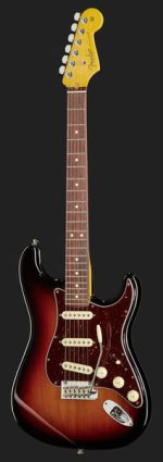 Alt-Img-Fender AM Pro II Strat 3TSB-Img-2744