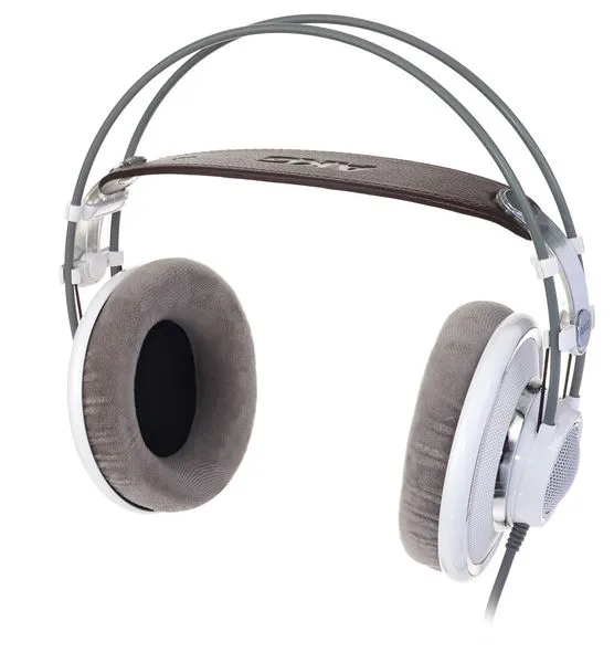Alt-Img-AKG K-701-Img-16742
