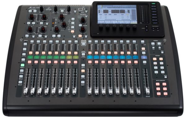 Behringer X32 Compact-Img-23290