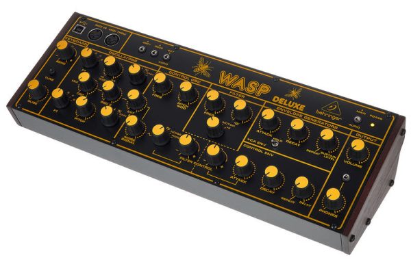 Behringer WASP Deluxe-Img-23395
