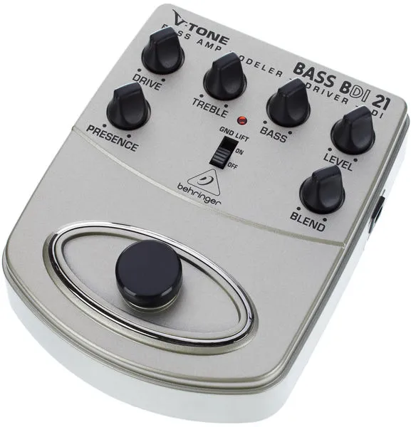 Behringer V-Tone Bass BDI21-Img-23898