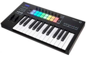 Novation Launchkey 25 MK3-Img-56097