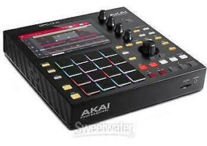 Alt-Img-AKAI Professional MPC One-Img-164242
