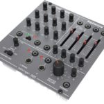 Behringer 305 EQ/Mixer/Output-Img-164410
