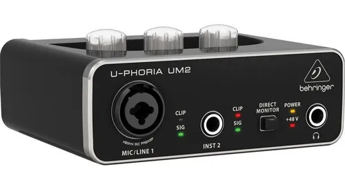 Behringer U-Phoria UM2-Img-165716