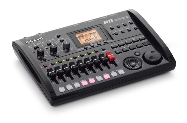 Zoom R8-Img-168245