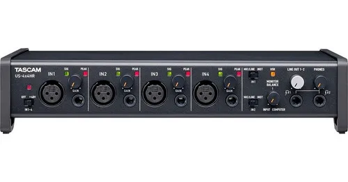 Tascam US-4x4HR-Img-168591