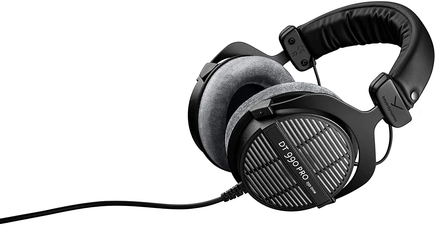 beyerdynamic DT-990 Pro-Img-171172