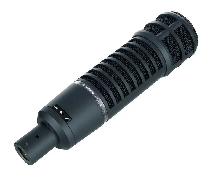 EV RE20-Black-Img-77201