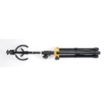 Hercules Stands DS730B Alto /Tenor Sax Stand - Imagen 3