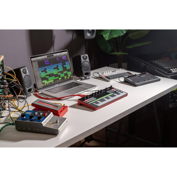 IK Multimedia UNO Synth Pro - Imagen 7