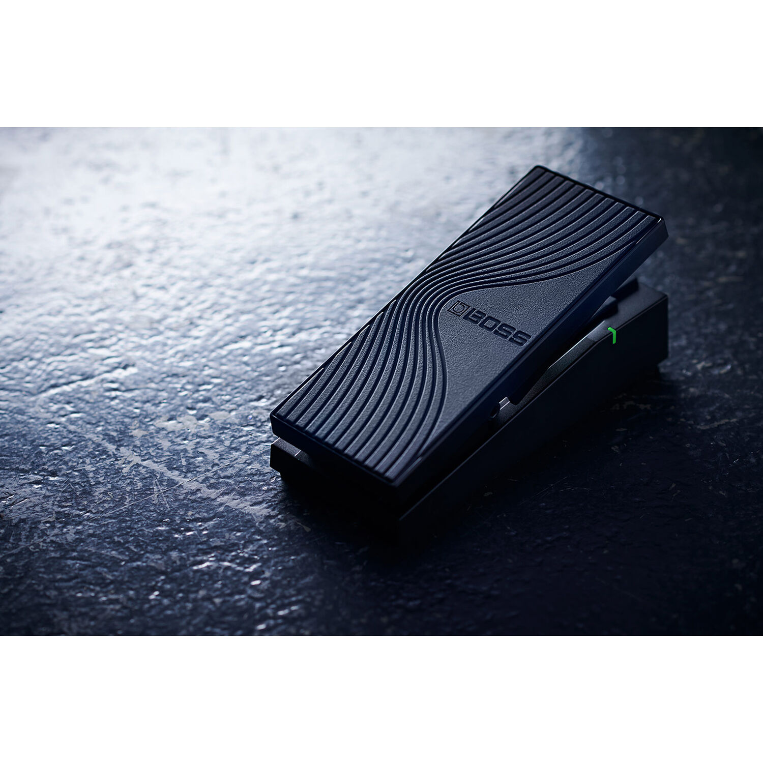 1644578193_IMG_1694674.jpg Boss EV-1-WL Wireless Expr. Pedal - Imagen 4