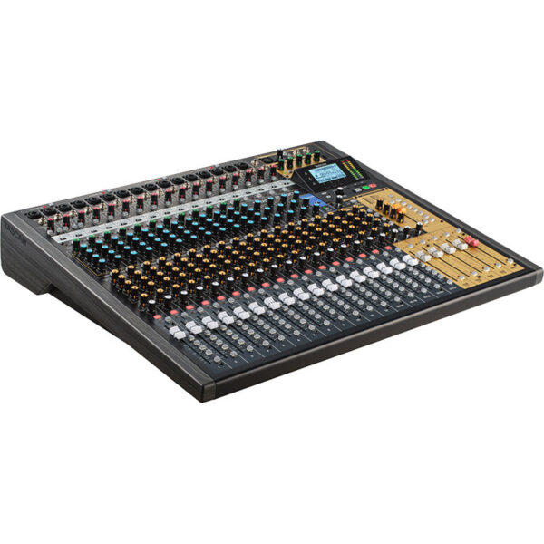Tascam Model 2400 - Imagen 1