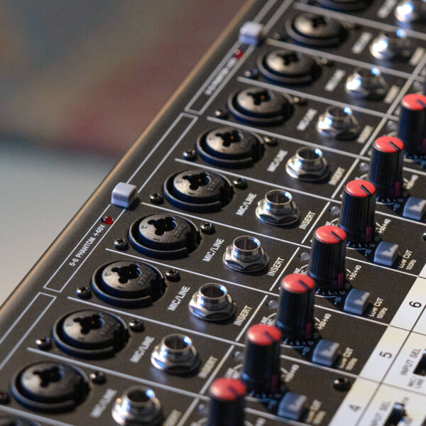 Tascam Model 2400 - Imagen 9