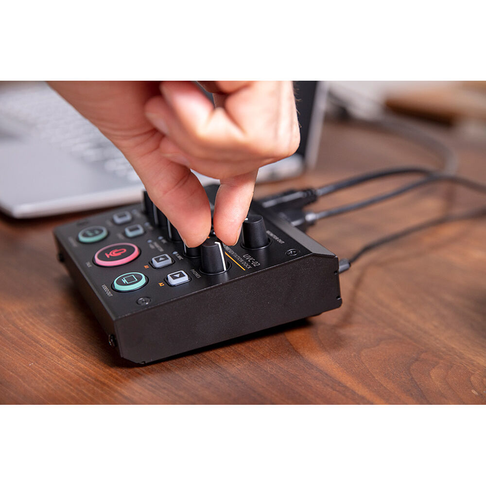 1747048851_IMG_2490474.jpg Roland UVC-02 Web Presentation Dock - Imagen 4