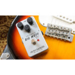 Pedal de distorsión/sustainer Electro-Harmonix Triangle Big Muff Pi - Imagen 12