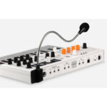 Arturia MicroFreak Vocoder Sintetizador híbrido analógico/digital con osciladores digitales avanzados (edición limitada blanco) - Imagen 3