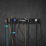 Soporte de cable Adam Hall para pared o soporte (3/8") - Imagen 2