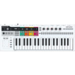 Controlador de rendimiento y secuenciación multifuncional Arturia KeyStep Pro (blanco)