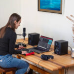 Akai Professional MPK Mini Play MK3 Teclado compacto y controlador de pad con altavoz - Imagen 12