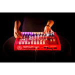 Sintetizador analógico Arturia MiniBrute Red Special Edition Full-Blast - Imagen 4