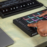 Controlador de producción musical Akai Professional MPC Studio para software MPC - Imagen 14