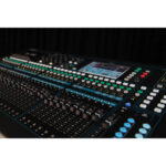 Consola de mezclas digital Allen & Heath Qu-32C 38x28 (edición Chrome) - Imagen 5
