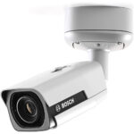 Bosch NBE-5503-AL Cámara tipo bala de red para exteriores de 5 MP con visión nocturna y lente de 2,7-12 mm