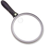 Lupa de mano de gran tamaño Carson LED 1.5x Power 5" - Imagen 2