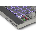 Secuenciador de muestras, sampler y procesador de efectos Akai Professional MPC - Imagen 12