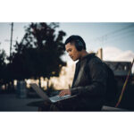 AKG K371-BT Auriculares profesionales de estudio cerrados con Bluetooth - Imagen 14