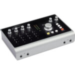 Interfaz de audio USB tipo C Audient iD44 de escritorio 20x24