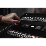 Controlador de monitor y interfaz de audio inmersivo Audient ORIA - Imagen 8