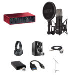 Kit de interfaz de audio Focusrite Scarlett 2i2 USB-C (4.ª generación) con micrófono Rode NT1 Signature Series y monitores JBL