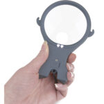 Carson LK-30 Lighted MagniLook Magnifier - Imagen 2