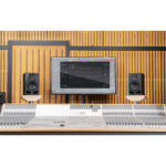 Adam Professional Audio A7V 130W 7" Monitor de estudio de campo cercano activo de 2 vías (par) - Imagen 5