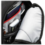 Mochila para portátil Case Logic de 16" (negra con correas rojas) - Imagen 4