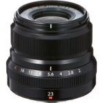 Lente FUJIFILM XF 23 mm f/2 R WR con kit de filtro UV - Imagen 2