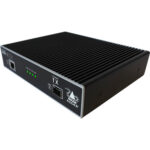 Adder AdderLink XD HD Par de extensores de cabezal cuádruple con cables de alimentación de EE. UU. - Imagen 3