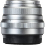 Lente FUJIFILM XF 35 mm f/2 R WR con kit de filtro UV (plateado) - Imagen 10