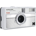 Cámara de película de medio fotograma Kodak Ektar H35N (plateada rayada)