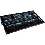 Allen & Heath Qu-32C 38x28 Kit de consola de mezcla digital con estuche Road - Imagen 3