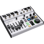Behringer FLOW 8 Mezclador Digital con Audio y Control Bluetooth