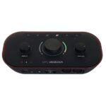 Focusrite Vocaster Two Headphone Bundle - Imagen 5