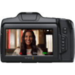 Cámara de cine Blackmagic Design 6K con kit convertidor de montura MC-21 Canon EF a Leica L - Imagen 8