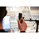 Apogee Electronics HypeMiC - Kit de micrófono de condensador cardioide USB con auriculares y estuche Audio-Technica ATH-M50x - Imagen 8