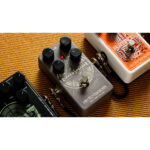 Pedal de distorsión Fuzz con altavoz rasgado Electro-Harmonix para guitarras eléctricas - Imagen 14
