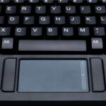 Teclado con panel táctil Adesso EasyTouch para montaje en bastidor (1 RU) - Imagen 6