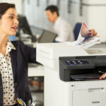 Impresora inalámbrica multifunción láser color empresarial Brother MFC-L8905CDW - Imagen 4