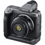 Lente FUJIFILM GF 50mm f/3.5 R LM WR con kit de filtro UV - Imagen 13